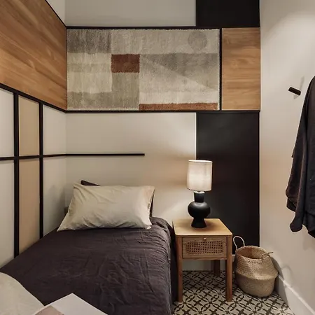 Maslak - 2 Bedrooms In Eixample Antiga