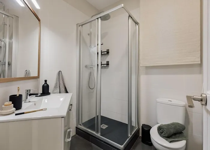 Apartment Maslak - 2 Bedrooms In Eixample Antiga Barcelona