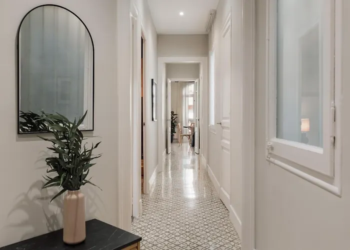 Apartment Maslak - 2 Bedrooms In Eixample Antiga *