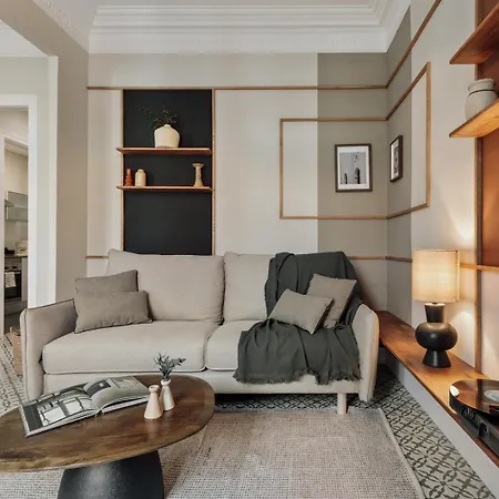 Maslak - 2 Bedrooms In Eixample Antiga *
